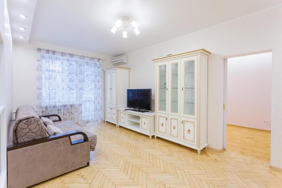 Апартаменты Дворец Спорта Kiev Exteriör bild